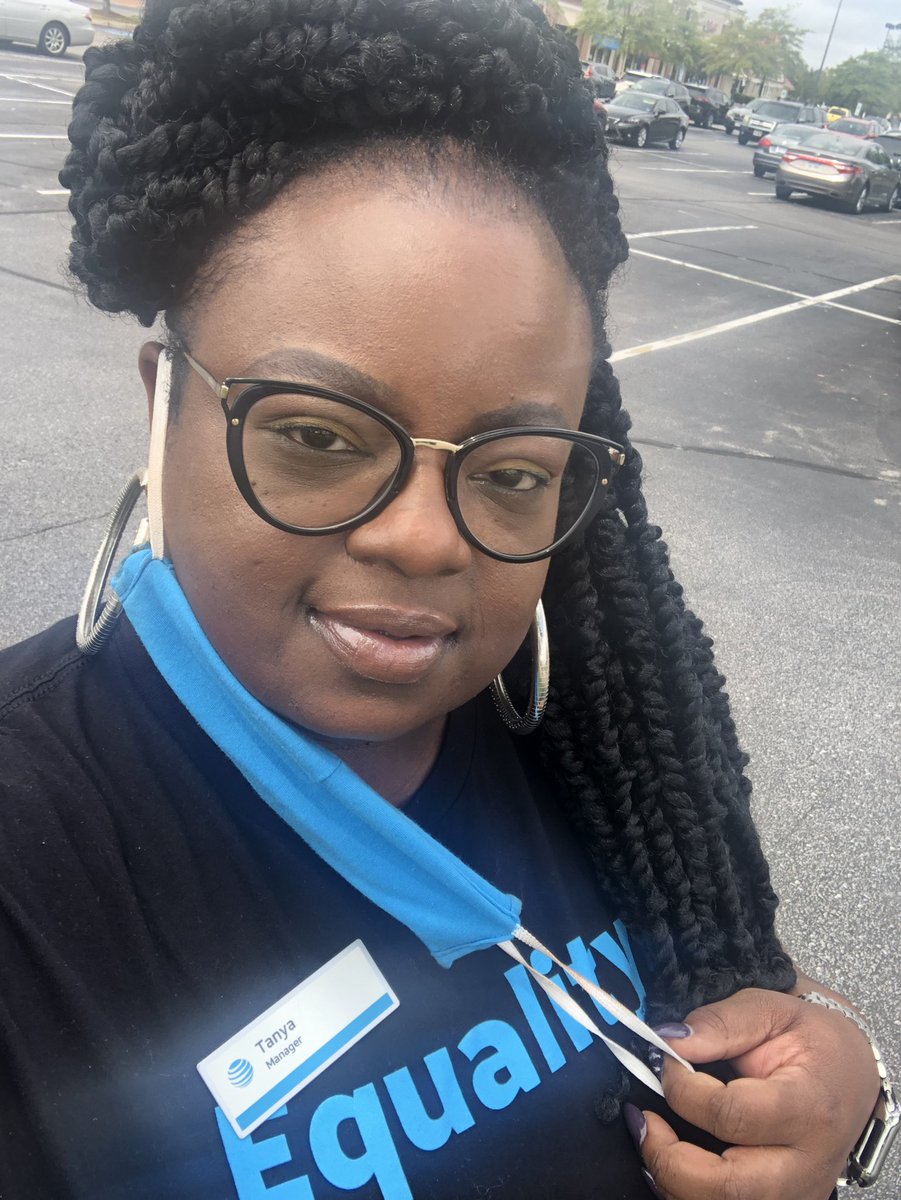 TanyaOkonkwo's tweet photo. Got my workout in walked my shopping center!! #winlocal #niceweather #redmillionares #sevencityslayers #DAWGPOUND @brittany_hilker @cjay0908 @DaleB1 @404girl https://t.co/bKVJJ7NiFA