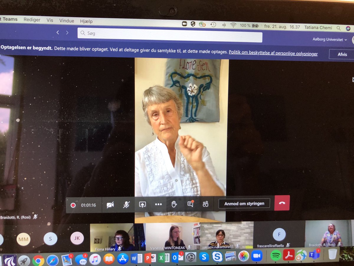 TatianaChemi's tweet image. The closing of the excellent Summer course on Posthuman Convergences, led by Rosi Braidotti disclosed a great surprise: Donna Haraway #haraway #braidotti #newmaterialism 👍⁦@CfU_AAU⁩