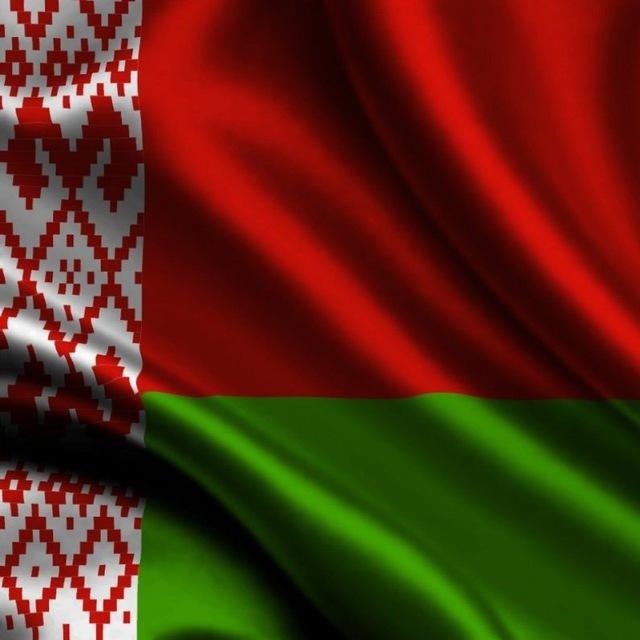 Завтра будет трудный день. Прошу всех быть предельно внимательными. Мы сейчас занимаемся информационной войной. В которой мы обязательно победим. Потому, что за нами правда. Не зря всё это. Поверьте. И как можете, поддержите нас. Пожалуйста.
