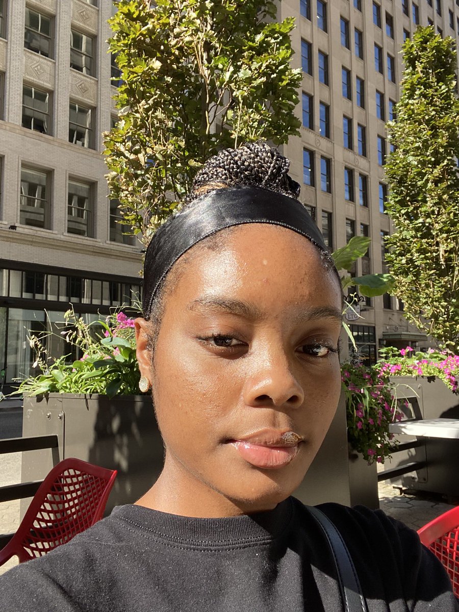 ArionWheeler's tweet photo. Skin Check Saturday 🌼
I went in to get my acne treatment facial last week and i got a peel. So I’ve been experiencing some peeling here and there, dry spots, and few acne spots. But working on clearing my forehead.
#acne #skincare #clearskin #imperfectskin https://t.co/nesjPxOrtl