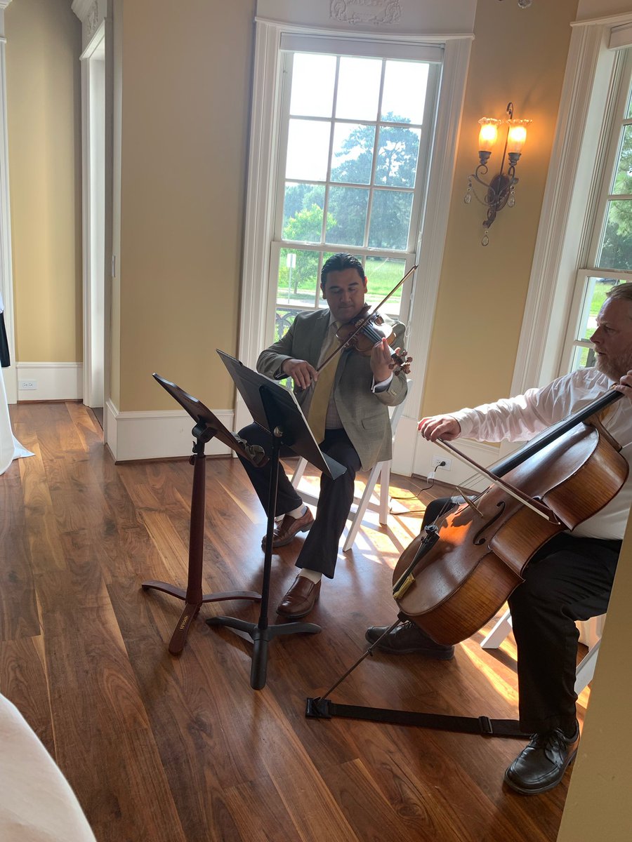 Erin Lara tweet media