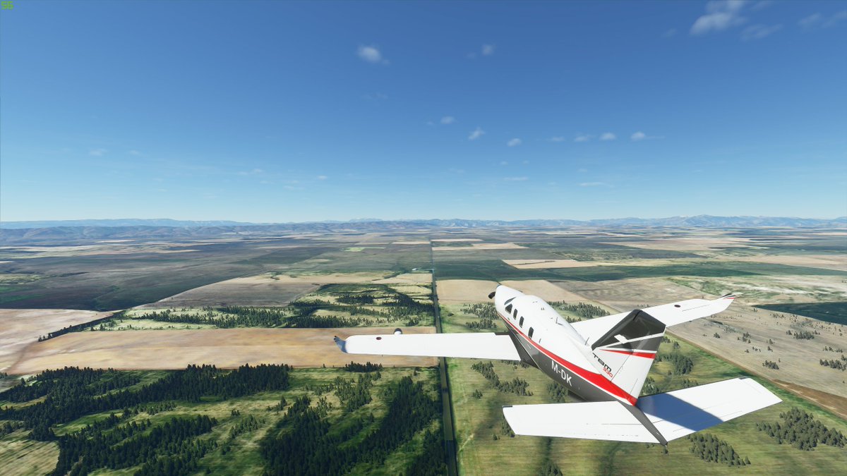 for the distance between banks lake and the columbia river valley theres this big expansive plateau with farms and shit. then you descend into a more lush agricultural landscape. washington state has an incredible amount of terrain diversity in its cross section