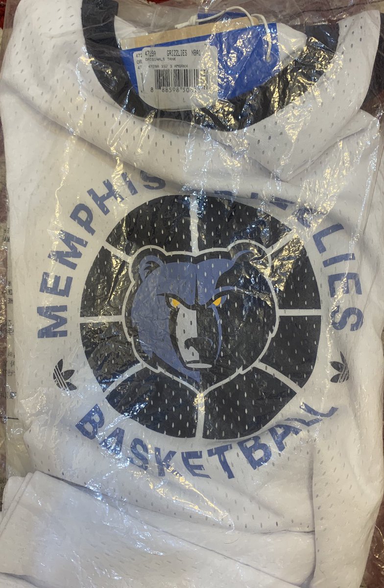 NBA_Store24's tweet photo. متجر رياضي مختص في عرض منتجات دوري كرة السلة الامريكية 'NBA’ 🏀🔥 الطلب عن طريق الدايركت https://t.co/Xvx6fcjkjQ