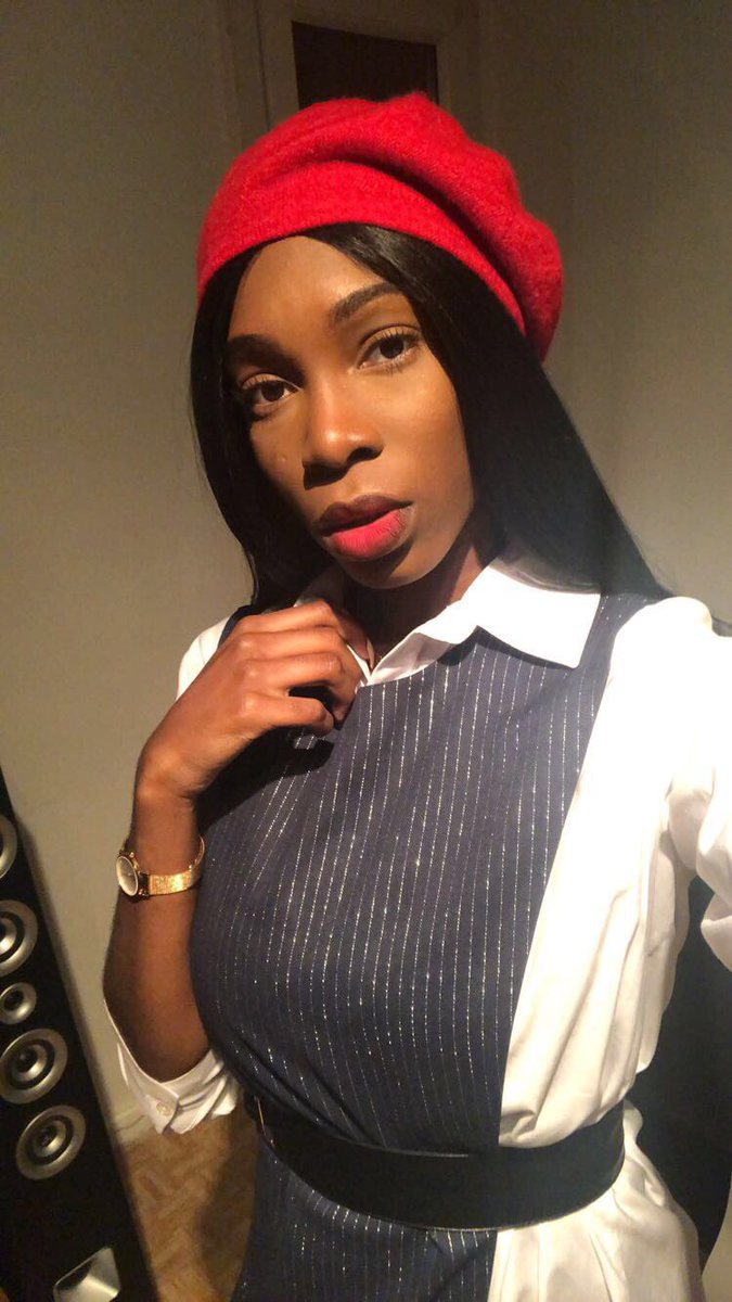 Sheiy_7's tweet photo. #ChristianTakeOver Jamais sans mes bérets 😂 https://t.co/aYOWl1cS57