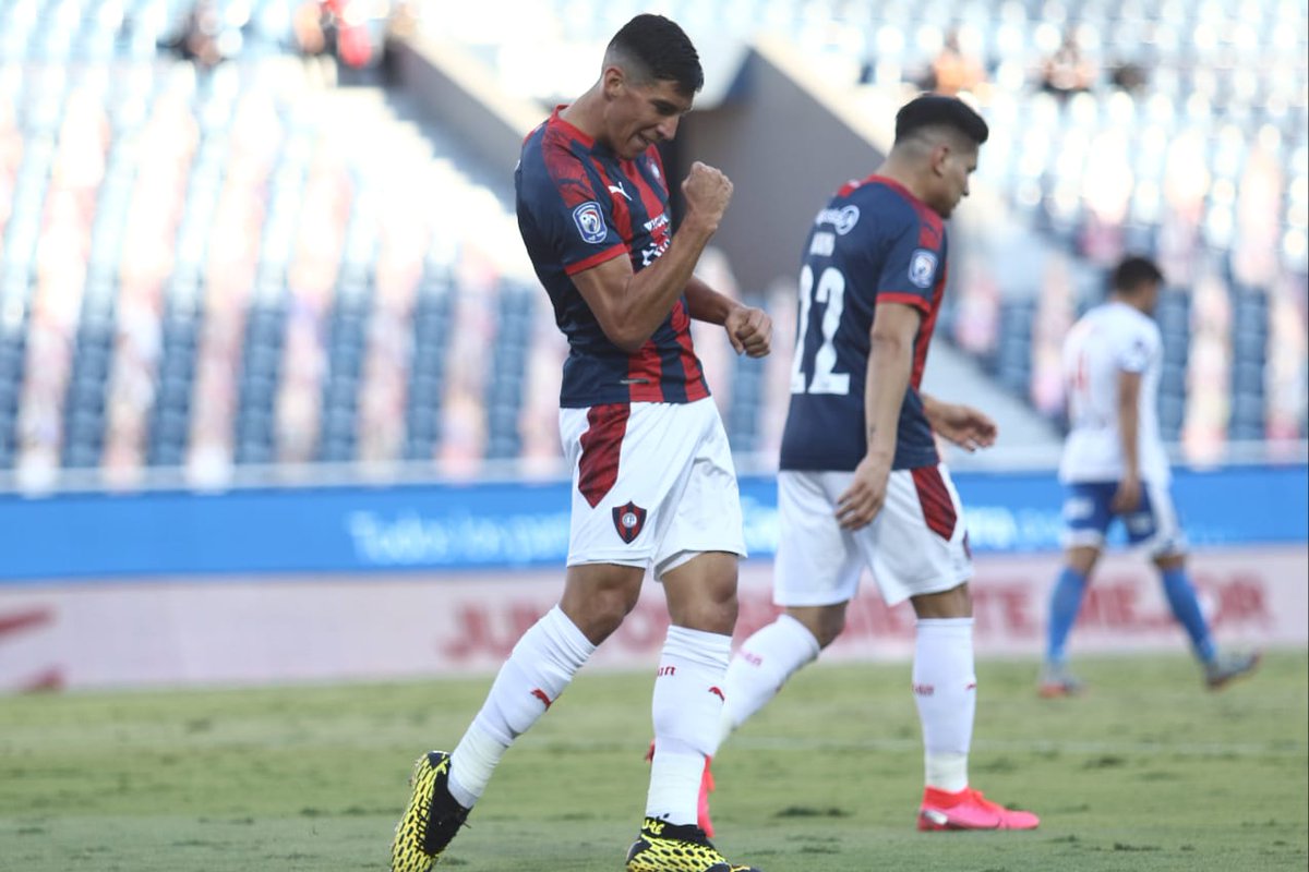 EL CICLÓN A PASO FIRME 🌪️
Con gol de Enzo Giménez #CerroPorteño derrotó al 12 de Octubre por 1 a 0 y le saca 4 puntos a Olimpia al frente de la Clasificación.
➡️En la próxima fecha el equipo del Chiqui visitará a #Guaireña.

#HoraProfe
#1120AM
#LaDeportiva
#A2CMedia
