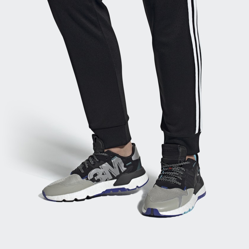 BOOSTLINKS's tweet image. Ad: ENDS TONIGHT⏳
adidas Nite Jogger 'Core Black/Metal Grey'
$68.25 shipped, retail $130
use code AUGUST
=&amp;gt; bit.ly/3j6xOIU