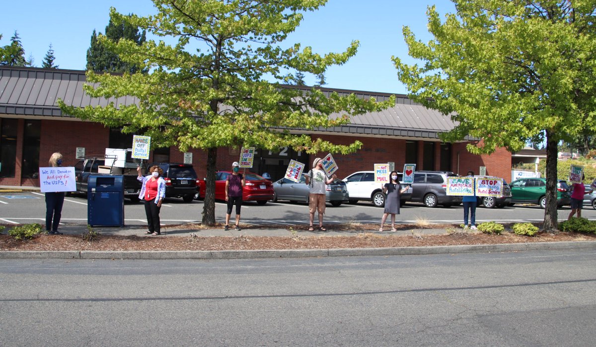 westseattleblog's tweet image. The Westwood Village turnout #USPSProtests