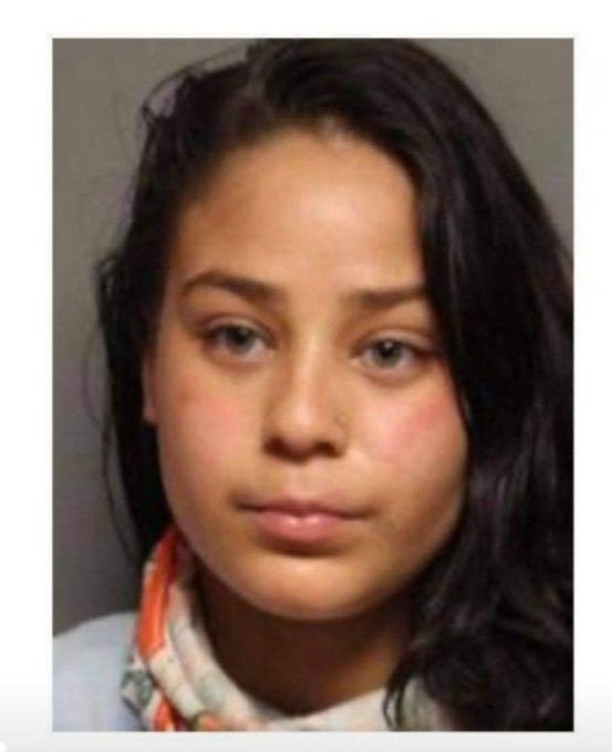 stclairashley's tweet image. Make her famous. This should be a hate crime.