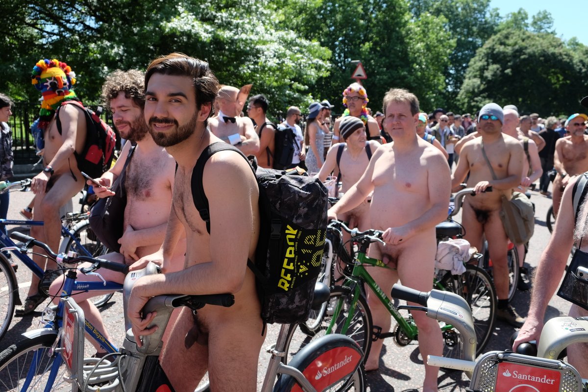 Annual Nude Bike Ride Turns Heads In Mexico City