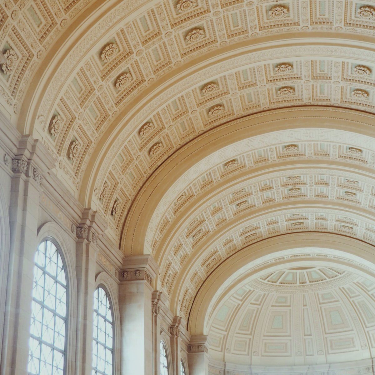 ht_lights's tweet photo. The power of imagination makes us infinite -- John Muir
.
.
#HLYTRNTY #holytrinitylights https://t.co/XrDRaYSVRa