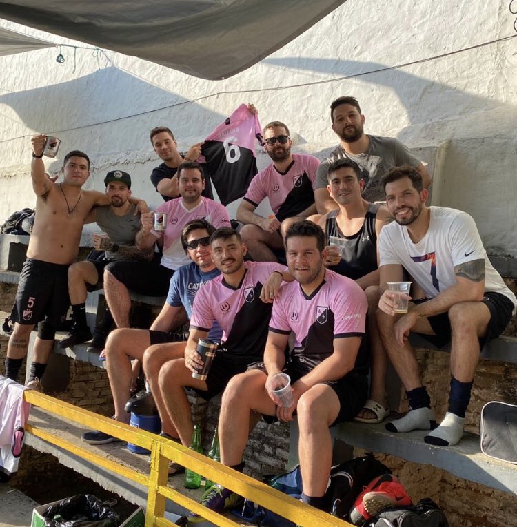 ChitoGamarra's tweet photo. Todos los sábados pienso en ti #apo ❤️⚽️ https://t.co/QVXWUchr42