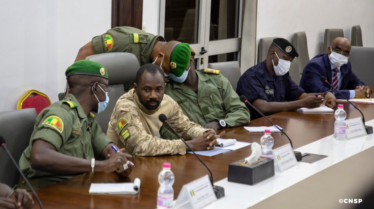 CnspMali's tweet photo. #Mali : Rencontre aujourd'hui à Bamako entre les autorités et la délégation de la CEDEAO.
#CNSP https://t.co/zxSCMjjW4g