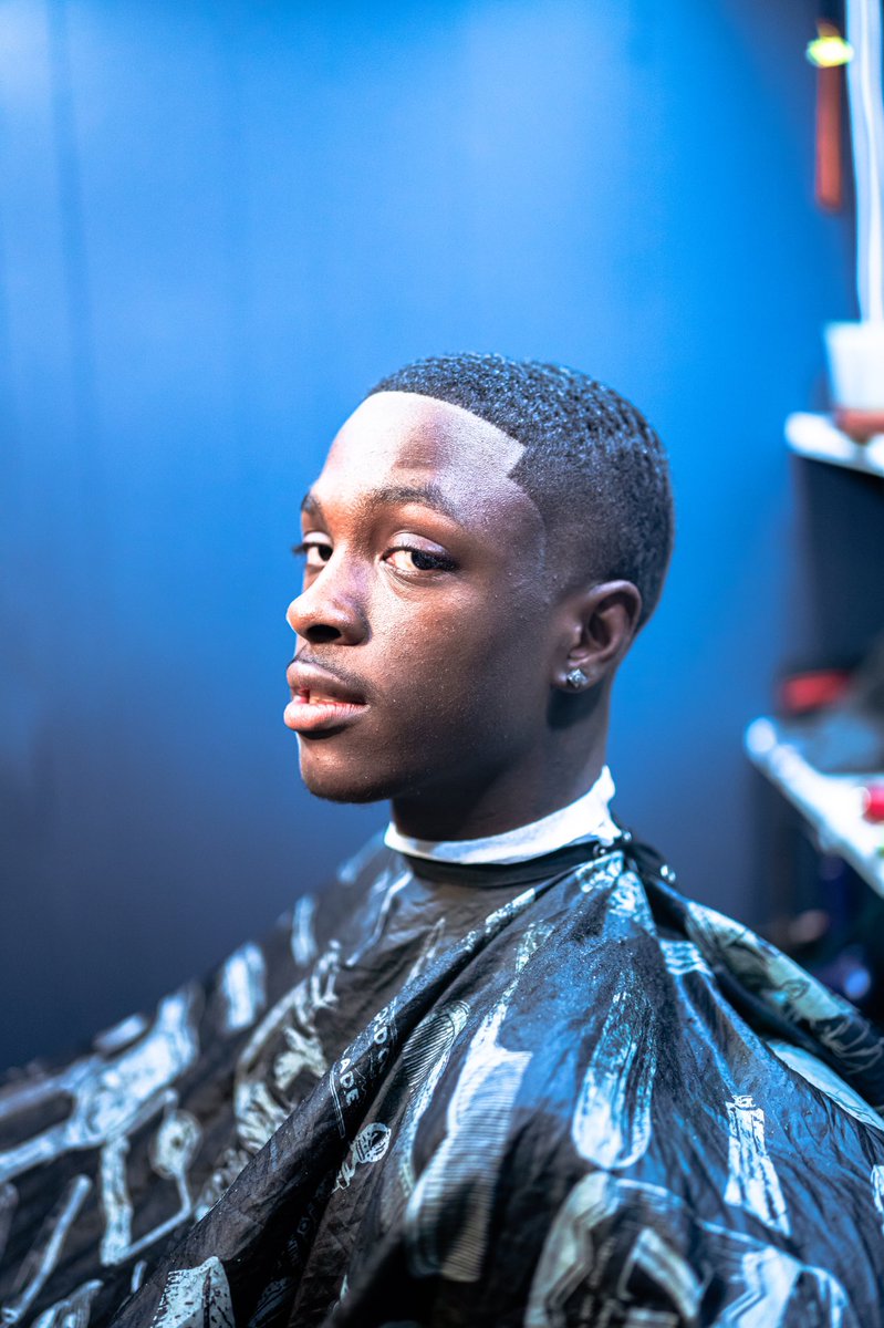 HousePartii's tweet photo. Shout out my barber 🧙🏾‍♂️ @BeltusKd https://t.co/3hBQKJTPdN