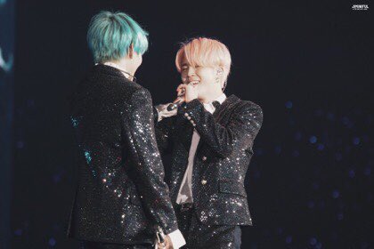 vmin photo sequences ; a wholesome thread