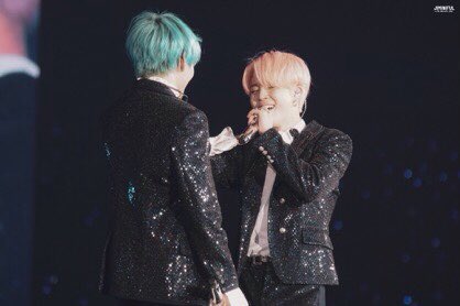 vmin photo sequences ; a wholesome thread