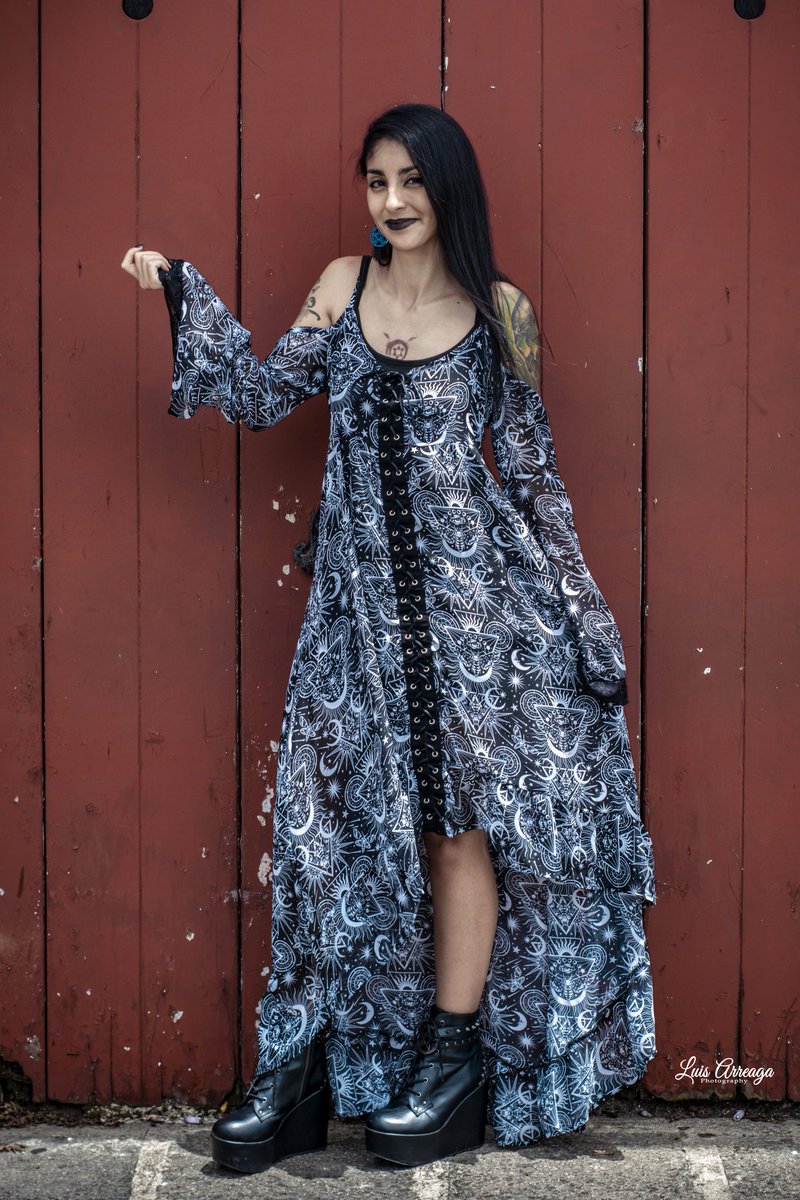 GothicVampi's tweet photo. π¦
@killstar / @pleaser_shoes
#killstarclothing #killstar #killstarco #wearekillstar #wewearkillstar #gothicgirl #gothgirl #gothic #gothstyle #gothicworld #vampire #alternative #alternativegirl #alternativefashion #gothfashion #wicca #witch #fothography #vampi #occult https://t.co/WCb1venSwf