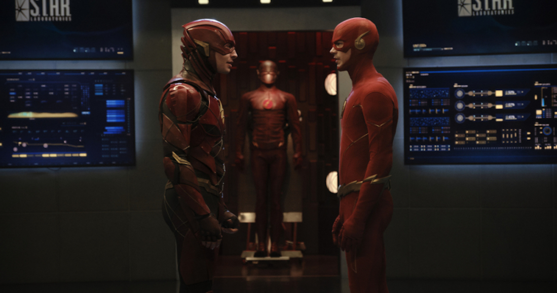 113NOVA's tweet photo. 🚨#113novaNEWS🚨
- #DCFanDome DAY 1-
'Ezra's Flash was never named '#TheFlash' in the movies. He got his name from meeting Grant...' -Jim Lee
The '#Multiverse101' panel opens with this impressive confirmation! https://t.co/5LBUHkUMz0
