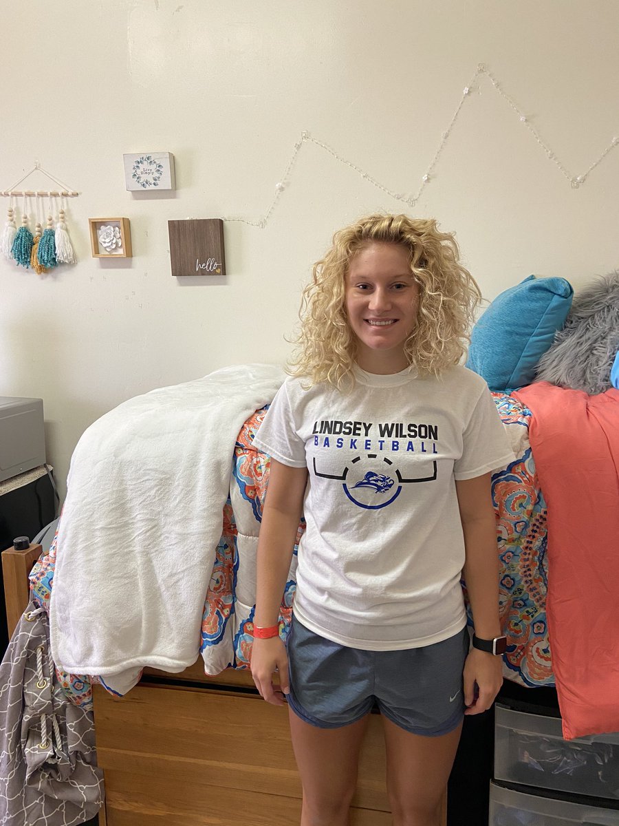 Move In day for this girl!!  We are so proud of you @sydniehall4 Go do big things!  @BlueRaiderHoops #tradingRedforBlue