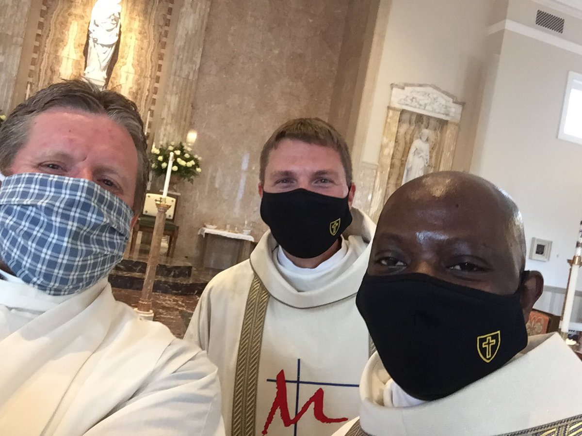 frbobsm's tweet image. Two new @Marianists priests! Congrats Fr. Brandon and Fr. Mike! @UDMarianistBros @univofdayton @Pontifex @ICDayton