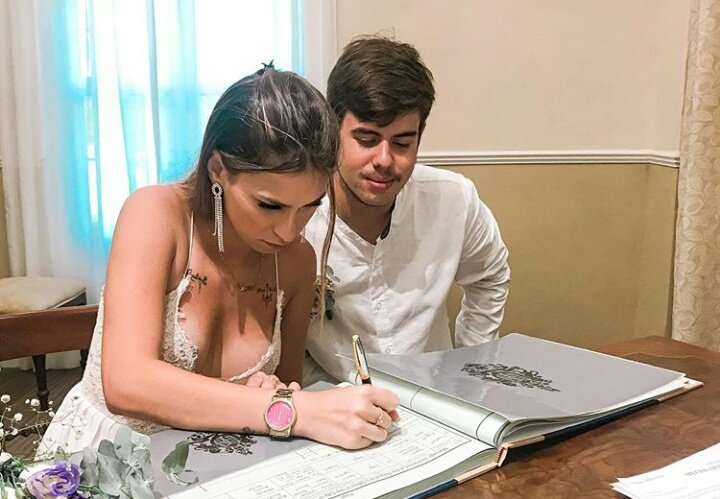 andreinardutra's tweet photo. CASAMOS NO REINO UNIDO!
Quem diria que chegariamos até aqui, né? Cada dia eu me apaixono mais por você meu amor! @guidugli9 ❤ https://t.co/UsyD6Gwr8Y