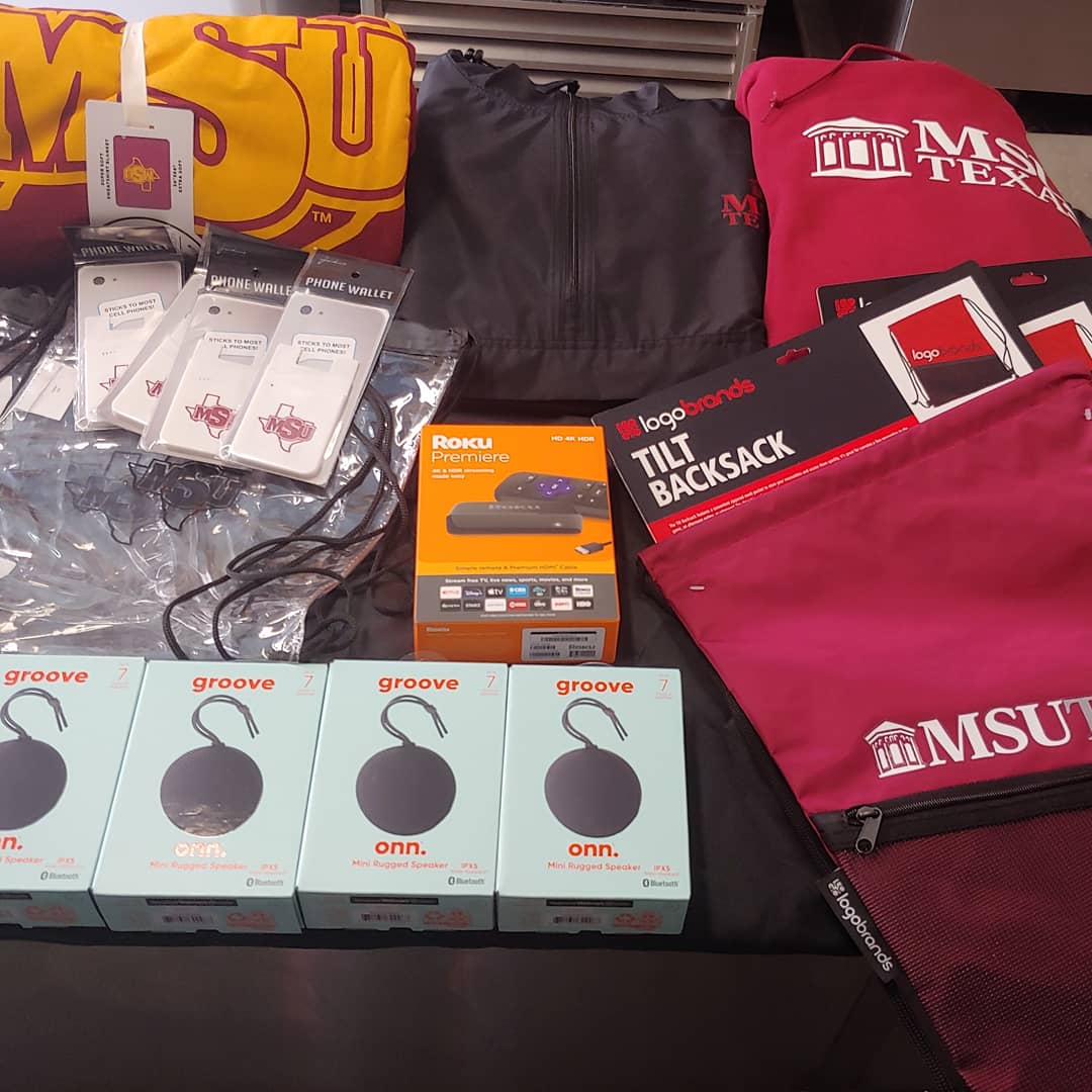 MSUTexas_RHA_'s tweet photo. Lots of prizes to be won at tonights scavenger hunt. See you there! https://t.co/yKUwZnoQuV