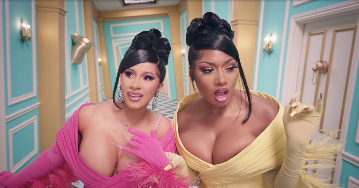 This week we give you something to believe in as we celebrate #WAP and discuss the (de)merits of moths and mouths. Listen wherever you get your podcasts! #prettygross #mothsandmouths #wetandgushy #dontatme #mothantlers #anythingispossible #fuckthepatriarchy #mouthhairs