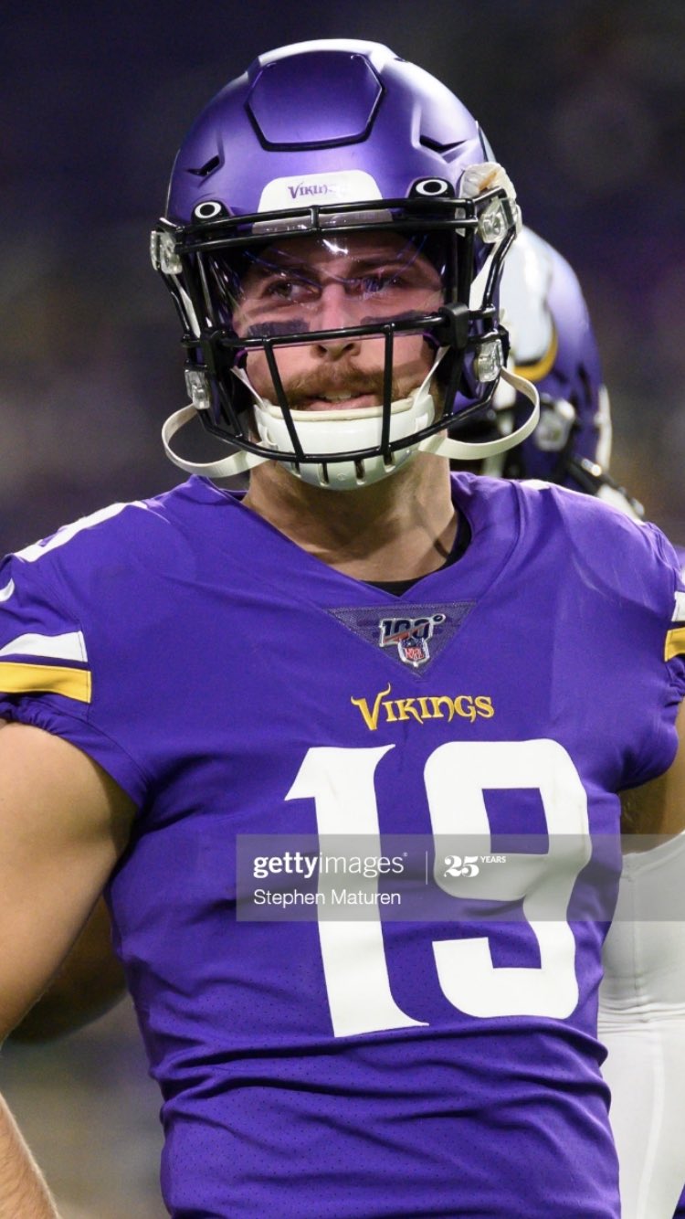 Helmet Stalker on X Oakley Clear and Oakley Prizm visors have been added to Madden NFL 21. The Clear Oakley model is clear with Oakley on the visor tabs while the PRIZM