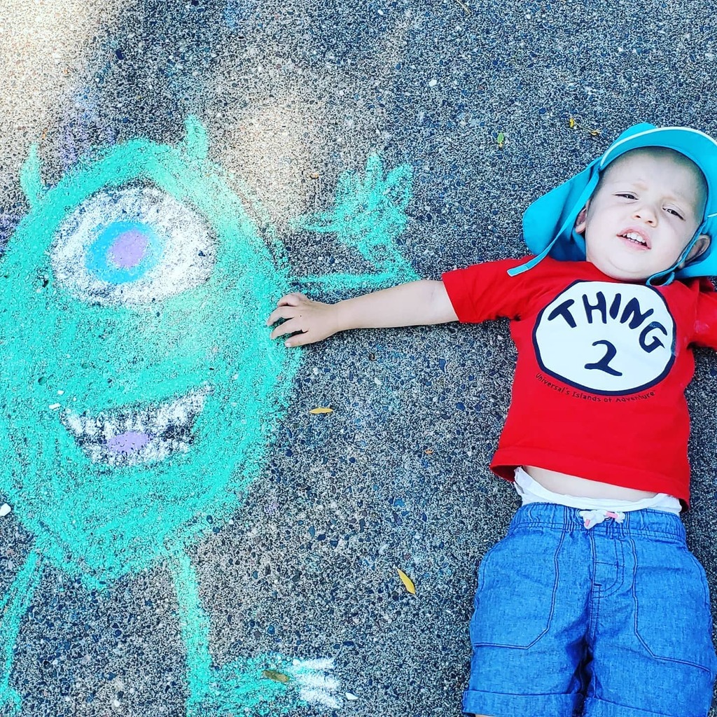 magictravelguy's tweet photo. I'm a terrible chalk artist but Lil Mister Magic Travel Guy, Rocco, loves his buddy Micheal "Mike" Wazowski. 

#tmtg #tmflt #travel #travelagent #themagicforless #themagictravelguy #waltdisneyworld #wdw #disneyworld #epcot #magickingdom #hollywoodstudios… https://t.co/XhFUheY77A https://t.co/O002yXsuUY