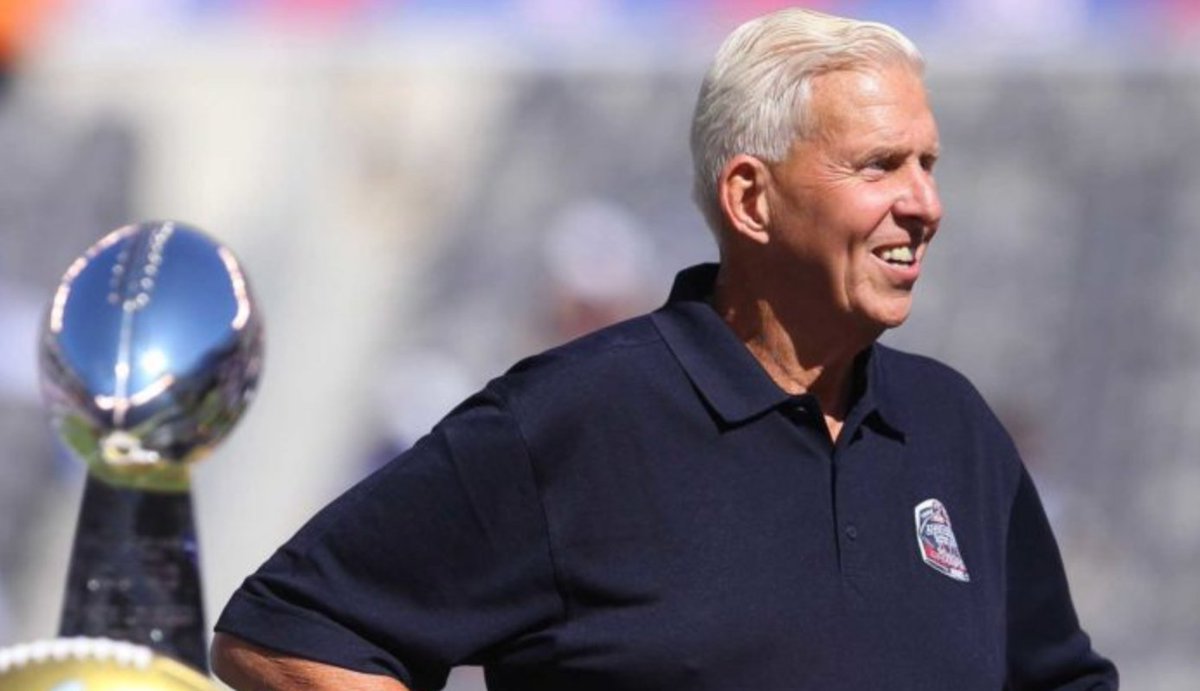celebritycheer2's tweet photo. August 22, 1941 Bill Parcells, NFL coach (NY Giants, NY Jets, NE Patriots), born in Englewood, New Jersey #BillParcels #NYGiants #Birthday https://t.co/2mghQVbV7z