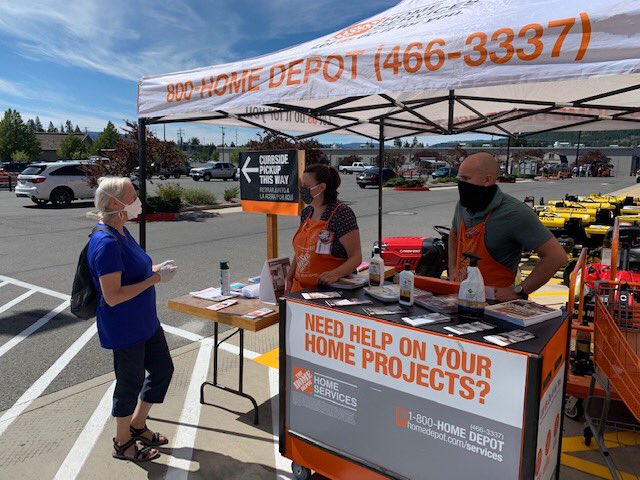 Mark and Rachelle working C/Tops and HVAC at 1810 #D198rocks #leadsinsaleswin #pnw4thewin ⁦<a href="/CorporateLarry/">Larry Lane</a>⁩ ⁦<a href="/BlankenshipSB/">Shawn Blankenship</a>⁩ ⁦<a href="/JasonBallDM198/">Jason Ball DM198</a>⁩ ⁦<a href="/THDhvac/">Viviane Essex</a>⁩