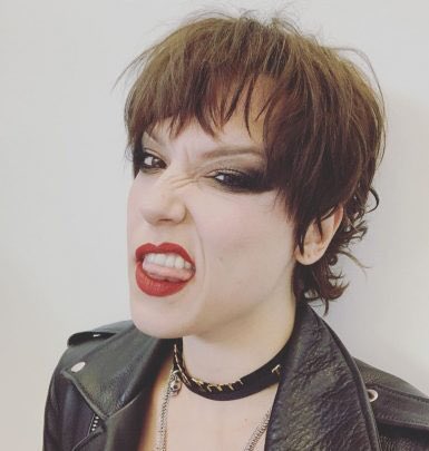 - ur camera roll if lzzy hale was ur gf - a thread