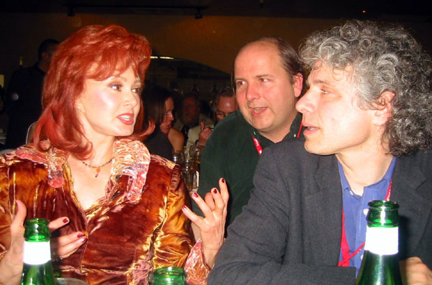 "Class solidarity" or was it something else? @TheNaomiJudd  @dannyhillis  @appliedminds  @sapinker