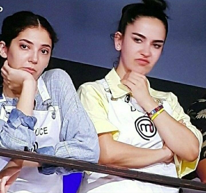#masterchefturkiye #MasterchefTürkiye Yarın ki fragmanı anlatan bi söz vardır bizim oralarda birine iyi biri ya dersen sana ısırdın mı ki nerden biliyosun derler. Bkz: Ayyüce-Duygu eski çifti
#masterchefduygu #masterchefayyüce