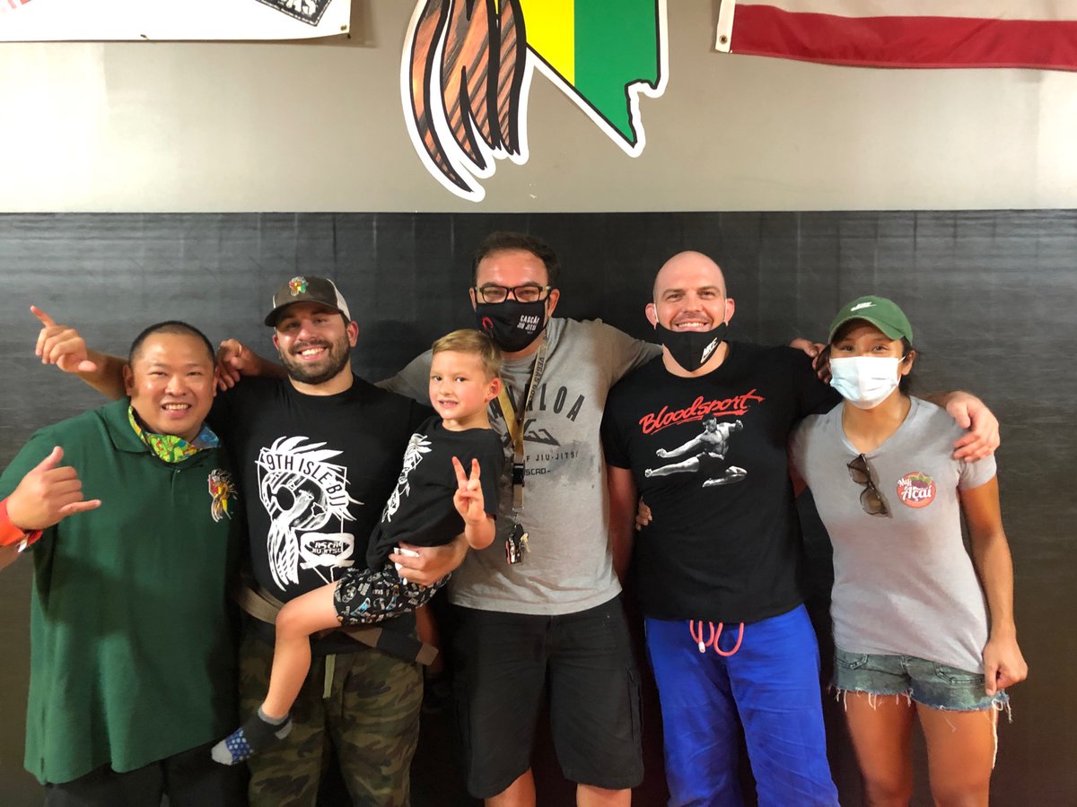 TolinTHEHAWK's tweet photo. The journey continues with Professor @jbeezyUbeezy #BrownBelt #9thIsleBJJ #CascaoBJJ https://t.co/nY9dhX4cBW