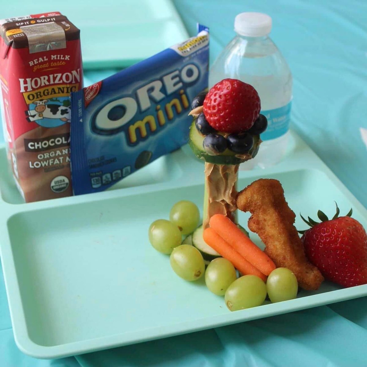 DoverMacKid's tweet photo. When getting ready for the school year this year, don’t just pack your kid’s lunch, craft their lunch!  Make lunch exciting using NABISCO Snacks and Danimals.  Check out these offers in Circle on the Target app.
https://t.co/Wew48FZ2X5
#MacKidDover #Ad #CraftYourLunchAtTarget https://t.co/VRZhGVYt3E