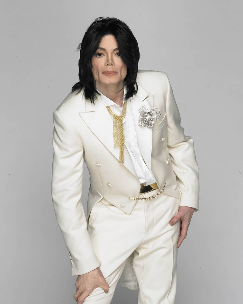 Prince and Michael Jackson wearing tf out of White. A thread;