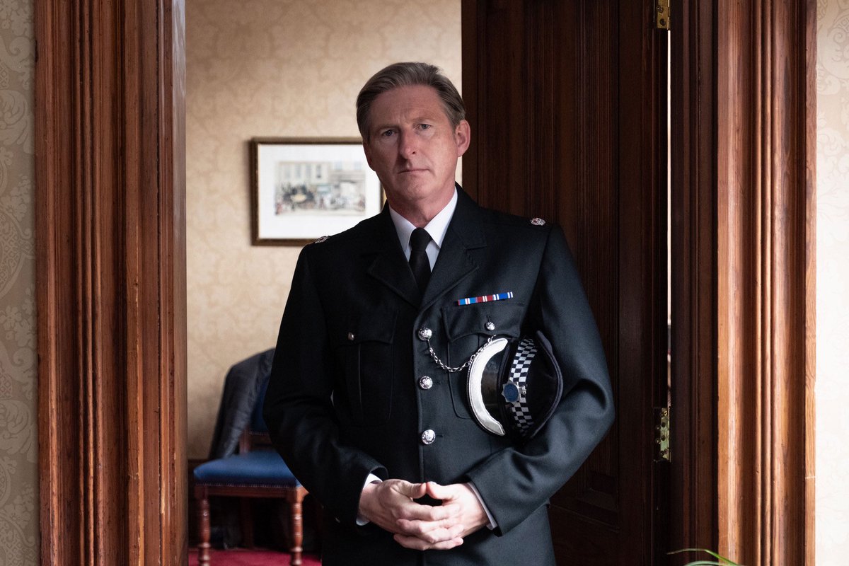 Ted Hastings. The Big Man. Straight as a ruler. Definitely not ‘H’ and any suggestion otherwise is nonsense. No sauce. No dressing as one of Pan’s People. One thing and one thing only: Bent. Coppers. 10/10.