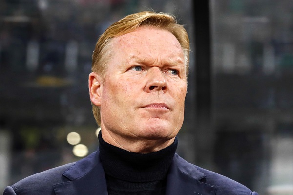 LMDFoot_'s tweet photo. Koeman : "Griezmann n'est pas un ailier. Il doit jouer là où il a joué toute sa vie, avec toutes ses qualités. Je pense que c'est le plus important pour un entraîneur : connaître ses joueurs et pouvoir en tirer le meilleur parti, et cela commence par les mettre à leur place" 👌 https://t.co/khUKnYQQSN