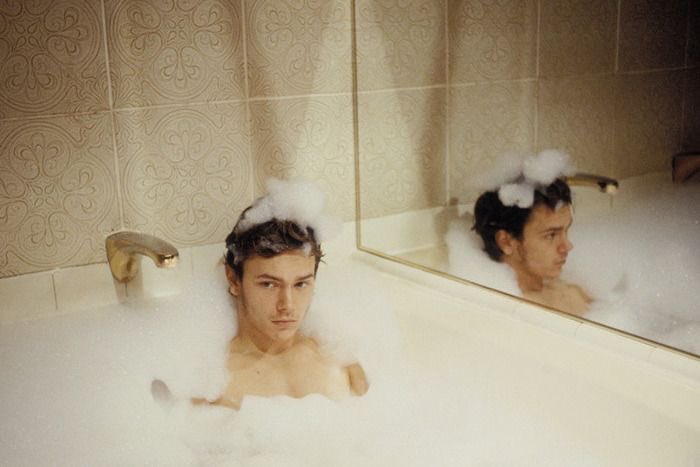 Happy birthday, river phoenix. such a sweet sweet soul gone too soon. you re in our memories forever. i love you 