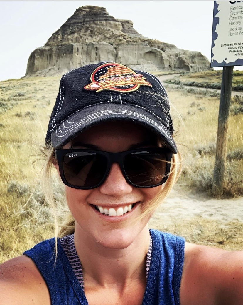 Krista_B_85's tweet photo. I expected the Rocky Mountains to be a little rockier than this. #CastleButte #ExploreSask https://t.co/Z38h7UtrWm