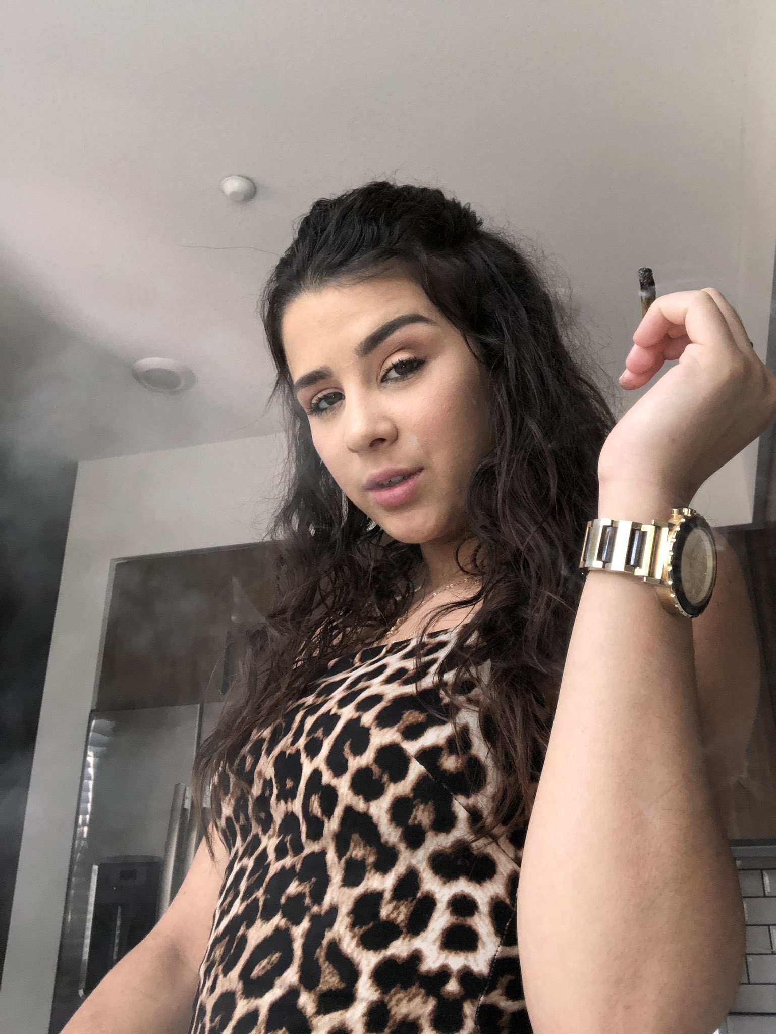 Kylie Rocket on Twitter: "Smoking with Kylie - Q & A ✨🚀🔥 https://t.co/gIsW0Fch1h YOU MUST WATCHH!!! 😍🤩 it's on my OnlyFans NOW!!!! https://t.co/pjGrboiCMs" / Twitter