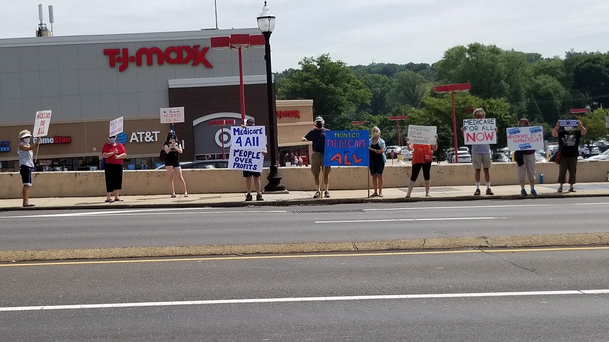  @MadeleineDean's district in the suburbs of Philadelphia is a hotbed of Medicare for All support! She should sign on to H.R. 1384 to truly have her constituents' back.This action today took place in Abington.