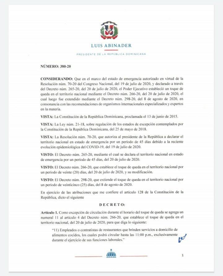 MiaSanchezD's tweet photo. Me parece ABSURDO que tengan detenidos alrededor de 110 deliveries de HUGO APP si el presidente @luisabinader decretó (380-20) en el día de ayer que pueden circular hasta las 11:00PM. Inaceptable. Esos seres humanos están trabajando honradamente. ATENCIÓN: @PoliciaRD https://t.co/VZlidjlXFo