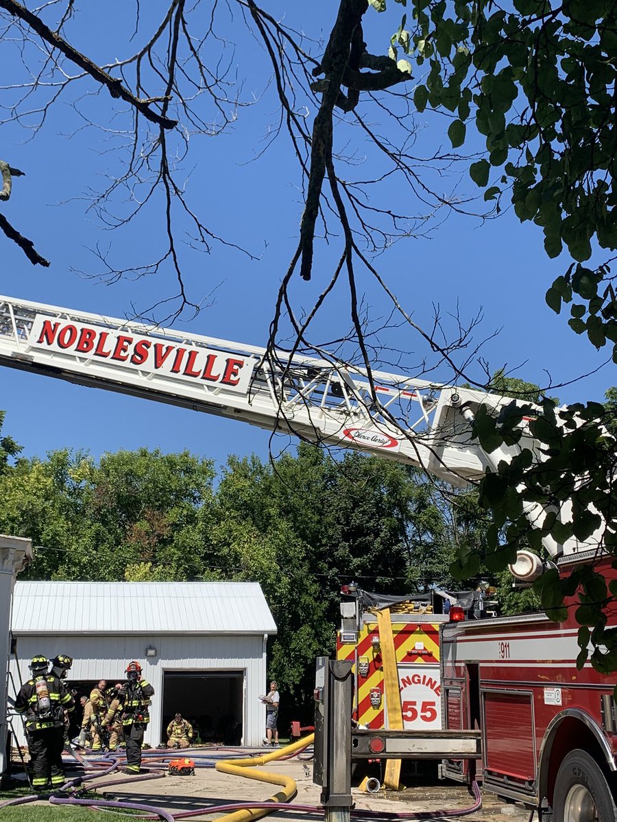 IAFFLocal4416's tweet photo. Team work is the key to success - that was evident this afternoon. Crews from @NoblesvilleFD, @WestfieldFire and @SheridanFire assisted @jacksonfireIN on a working structure fire this afternoon. 

📸: Sheridan Fire Department https://t.co/9PR9sEWfDo