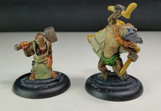 Emoney_2's tweet photo. I'm moving along now! Two more Burows and Badgers critters worked on late into the night yesterday.🦡🎨 https://t.co/9ergYjktDC