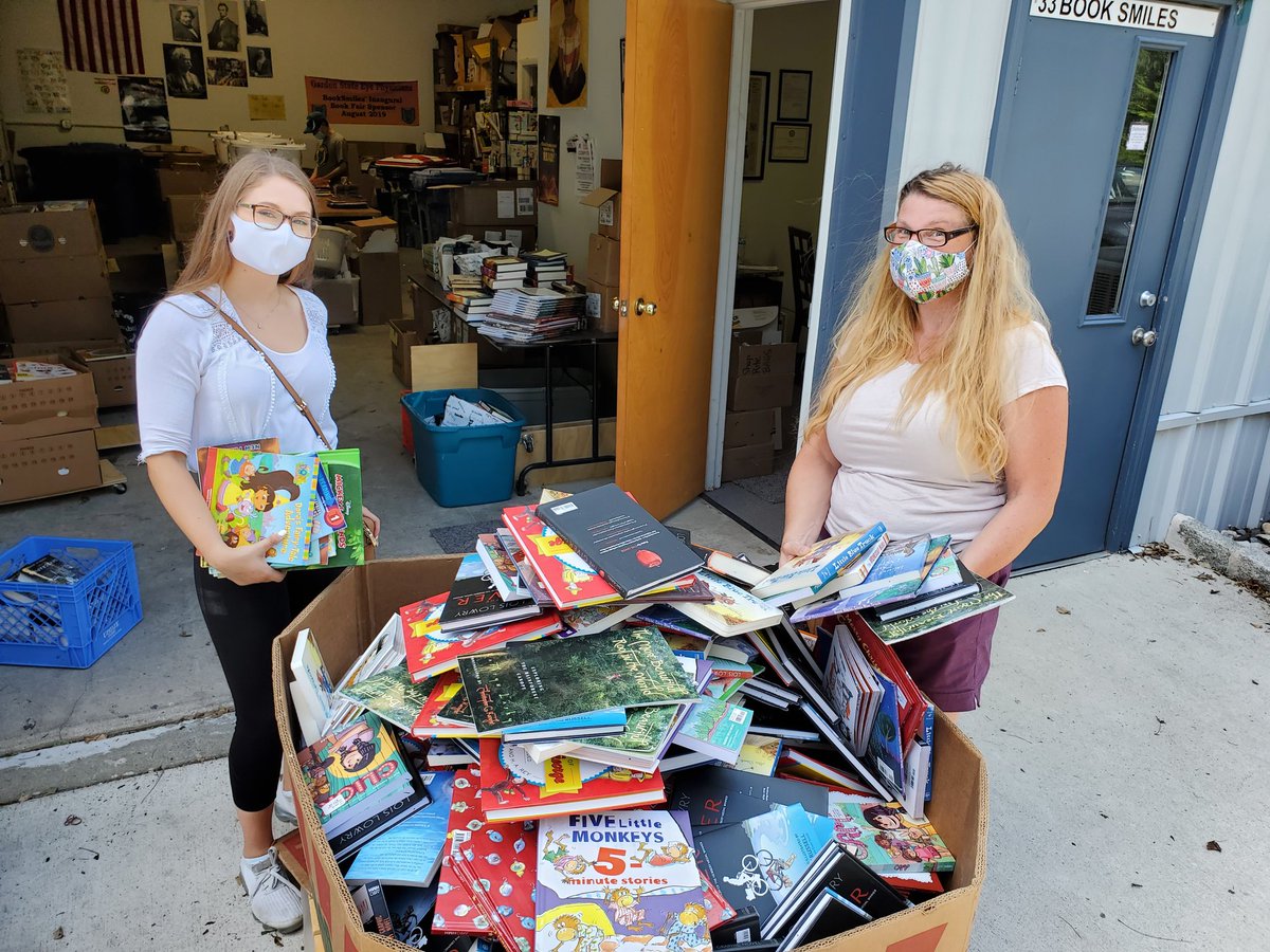 RT! Here are two Philly area teachers who will door-dash books to their kids in book deserts! Load up at the Book Bank in Cherry Hill as several hundred teachers have done this year. Join our 1 year anniversary on 8/28. Hit the "Need Books" button: booksmiles.org