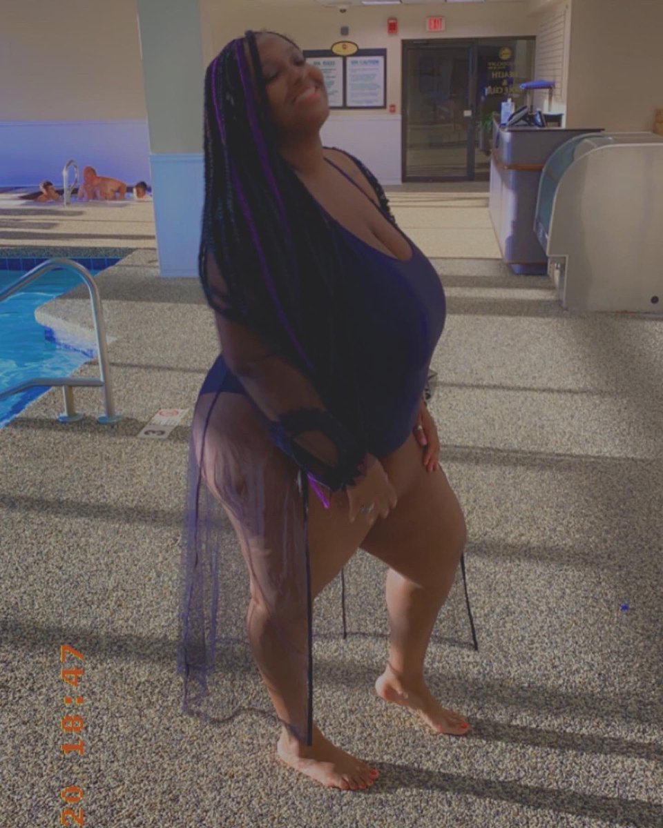 SJ_Auraverse's tweet photo. Alexa , play cockiness by @rihanna 😋
“I love it I love it I love it when you ...”
♡︎
♡︎
#BlackGirlMagic #cockiness #loveit 
 #swimgood #summer2020 
 #MostRequestedLive https://t.co/03DygOeM4R