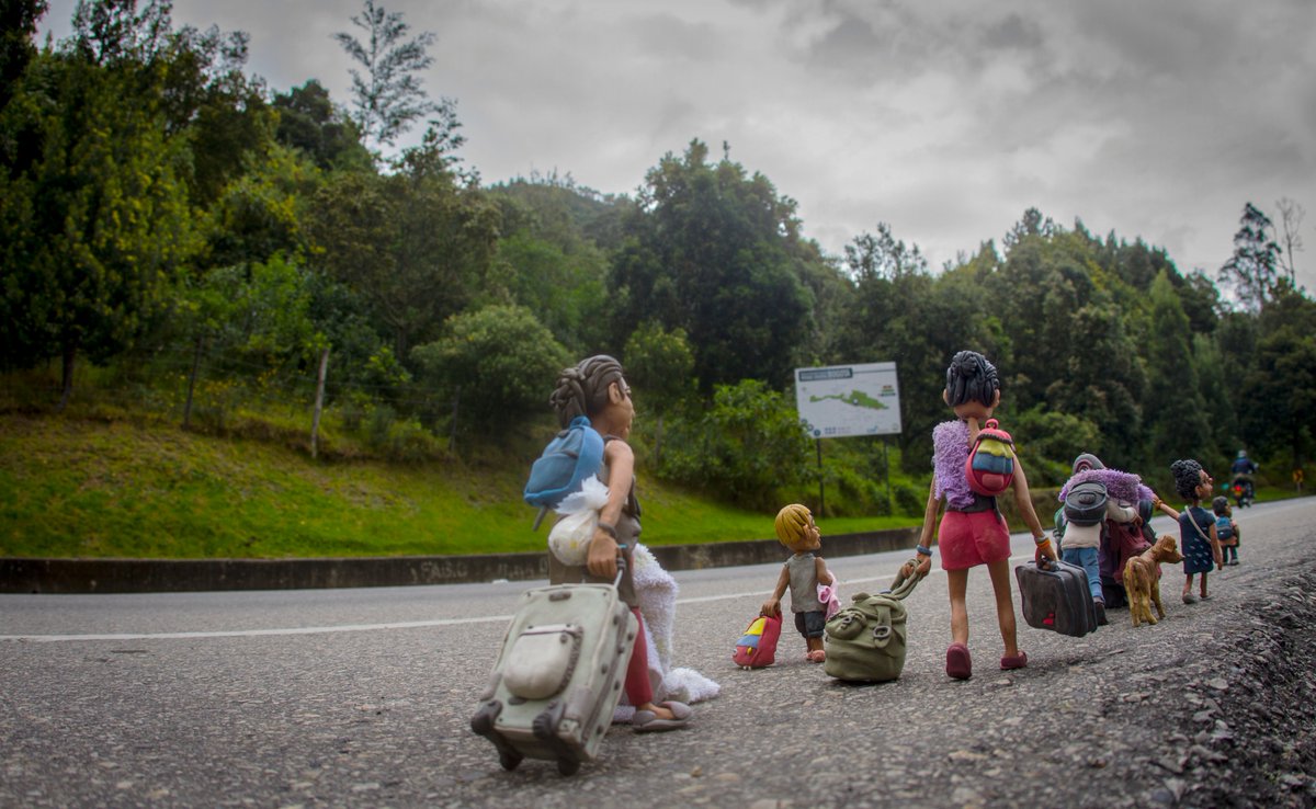 altereddie's tweet photo. Caminantes venezolanos. https://t.co/HWGmZkT4OK