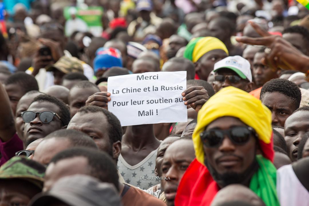 babaskotraore's tweet photo. #MalianTakeOver
📸 @DesireAmeka
#WeLoveMyCountry #PrayFor223 #Proud223 https://t.co/os6V69b1Bx