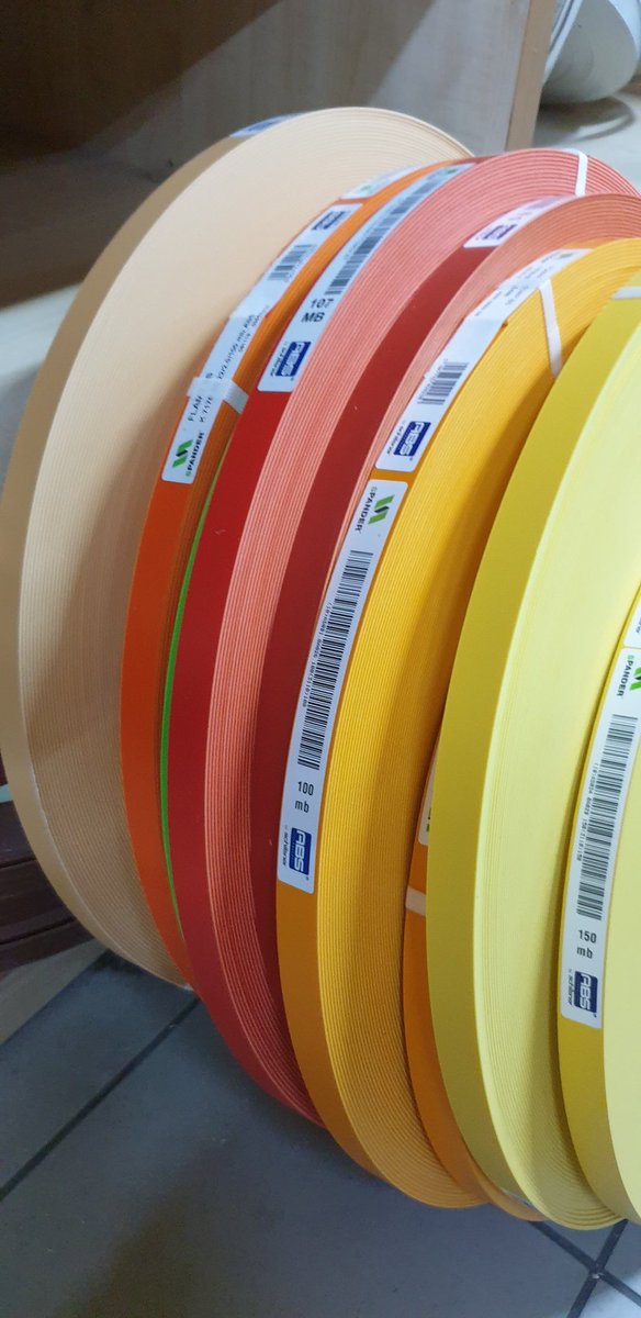 ADS52913534's tweet image. Bo obrzeże musi pasować.
Dopadowanie obrzeża #spander do kolekcji #kronospan

#ads #hurtowniaZArtykułamiDlaStolarzy #płytaMeblowa #adsradomsko #usługaStolarska